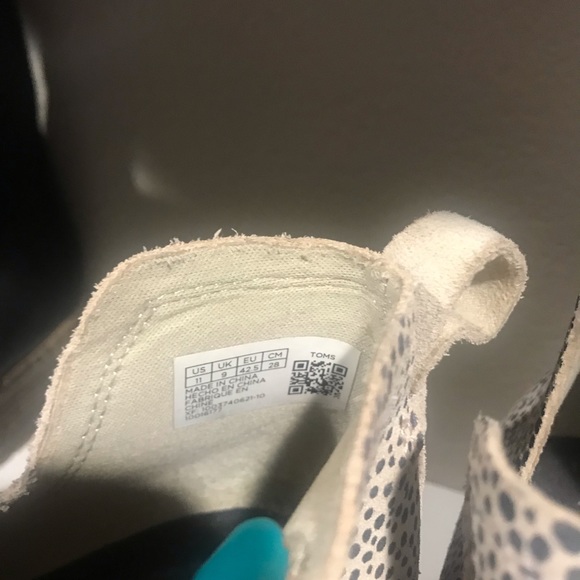 Toms Beige and Black Ankle Booties - Picture 2 of 5